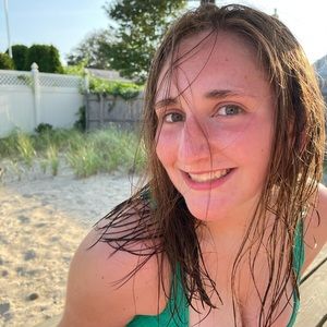 Meet your Posher, Francesca